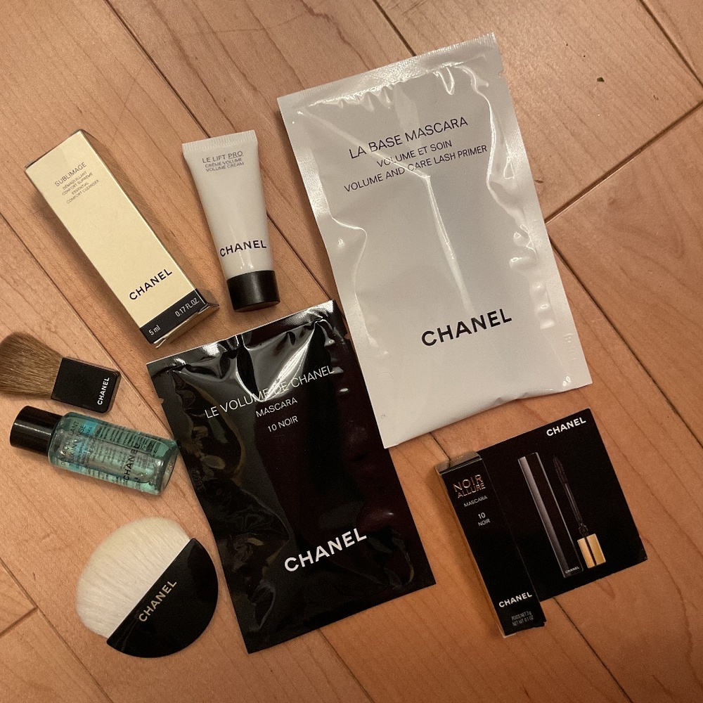 Chanel Make up Set - Picture 1 of 1